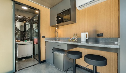 Comfort Cabin, Patio