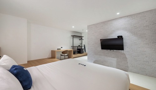 Economy Double Room, No Windows