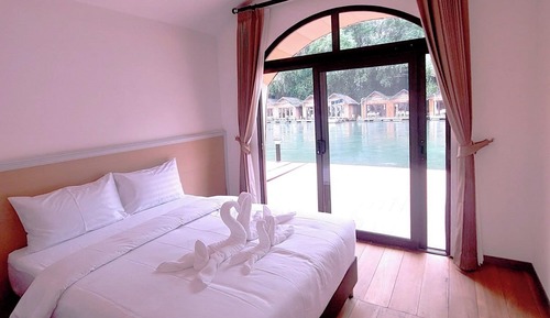 Floating House
