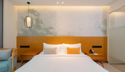 Superior Room, 1 King Bed
