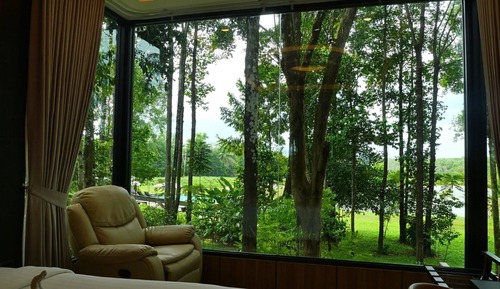 Deluxe Room, Lake View