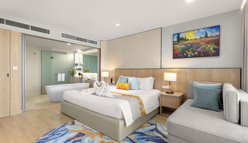 One Bedroom Junior Suite