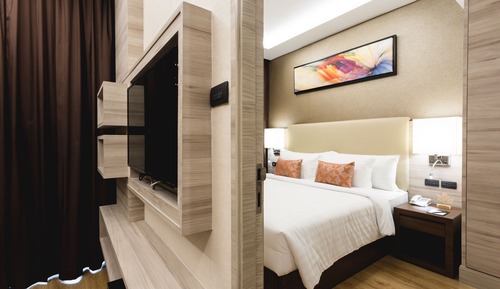Executive Room