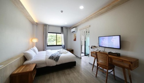 Deluxe Double Room, Balcony, City View