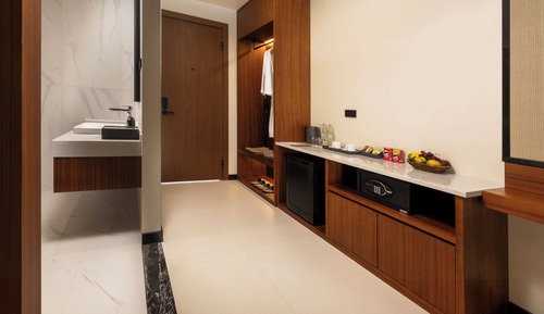 Deluxe Double Room, Balcony, Pool View