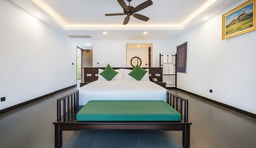 Deluxe double room with spa bath