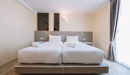 Standard Twin Room