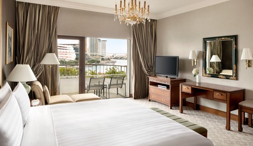 Krungthep Wing Deluxe Suite