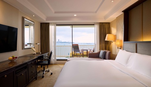 Club Room, 1 King Bed