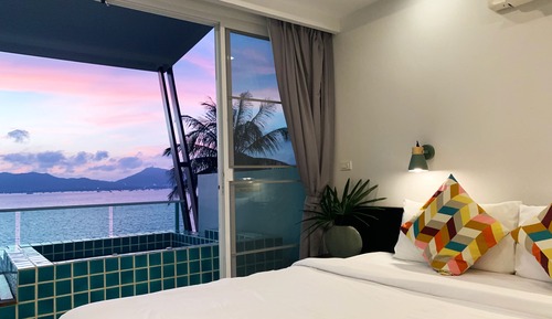 Sea-view Deluxe Double with Private Jacuzzi