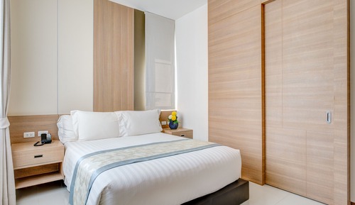 Deluxe Two-Bedrooms Apartment