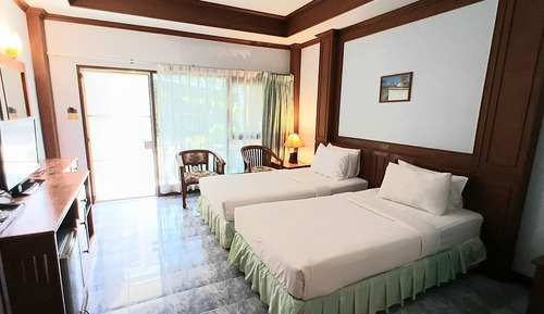 Basic Twin Room