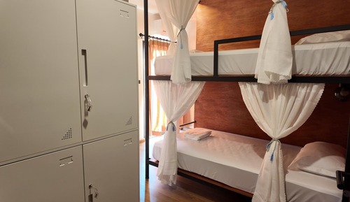 Classic Shared Dormitory, Mixed Dorm, City View