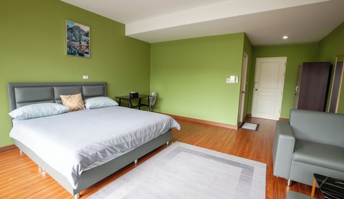 Comfort Studio Suite, Garden View