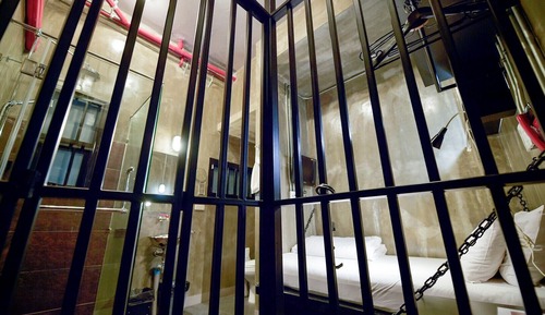 Design Single Room, 1 Twin Bed, Non Smoking, Private Bathroom