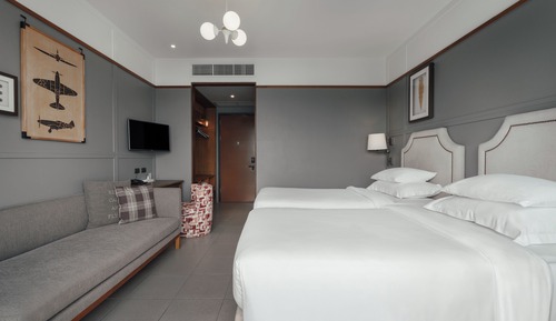 Deluxe Room, Pool View