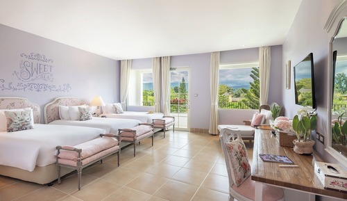 Deluxe Triple Room
