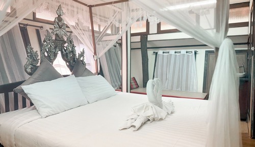 Deluxe Room, 1 King Bed