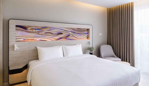 Superior Room, 1 King Bed