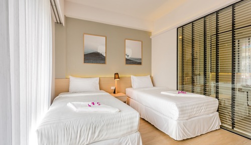 Deluxe Twin Room