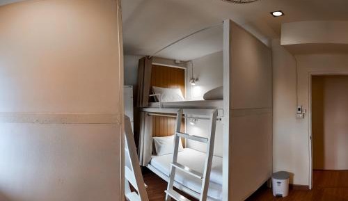 4-Bed Mixed Dormitory Room