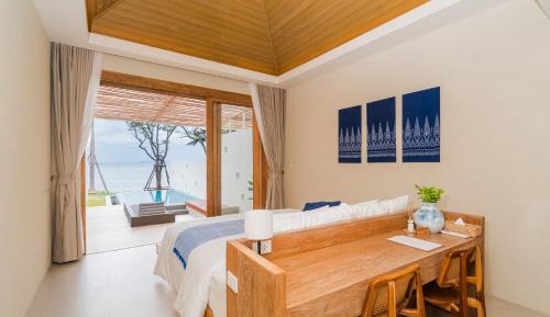 Villa - Beach Front