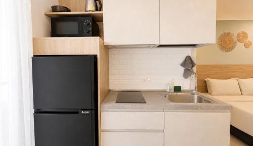 Studio Apartment with Queen Bed