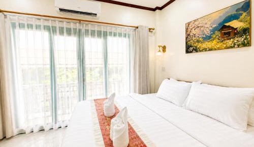 King Room with Balcony