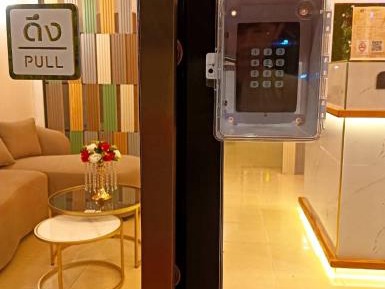 Deluxe Double Room (2 Adults + 1 Child)