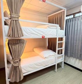 Bed in 6-Bed Mixed Dormitory Room