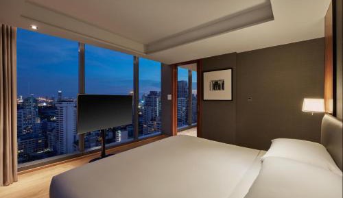 Executive King Suite
