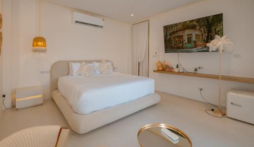 King Suite with Spa Bath