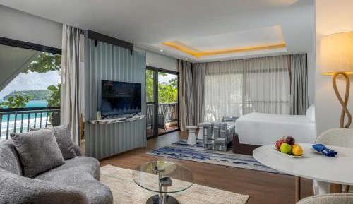 Beachfront Suite 
