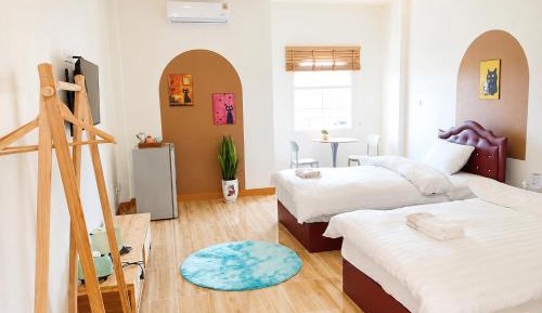 Standard Twin Room