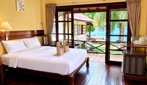 Bungalow with Sea View