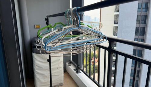 Room #1375705412