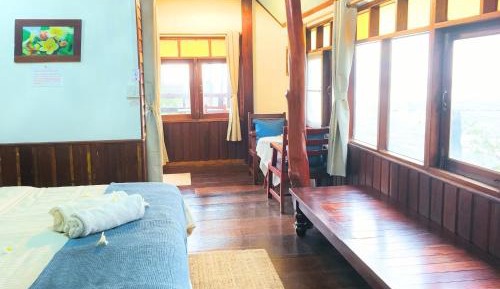 Deluxe Bungalow with Sea View