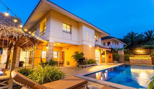Three-Bedroom Villa