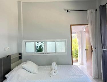 Villa - Beach Front