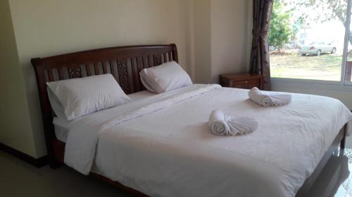 Double or Twin Room with Sea View