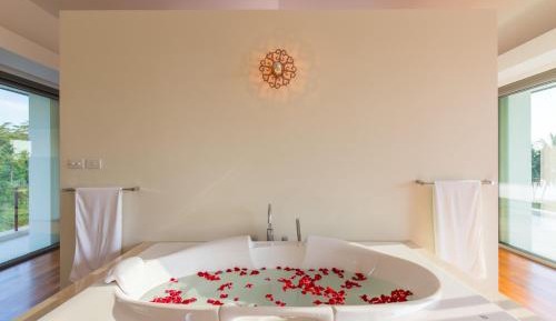 5-Bedroom + 2 Bunk Rooms Beachfront Villa with Private Chef
