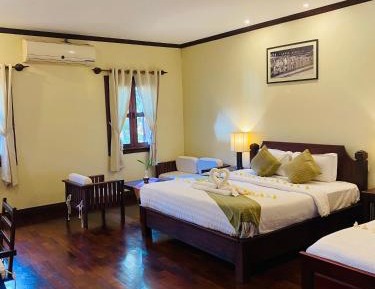 Deluxe Family Room