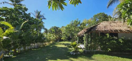 One-Bedroom Bungalow