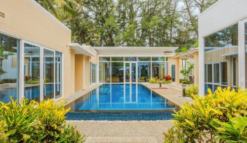 Two-Bedroom Villa with Private Pool - Beach Front