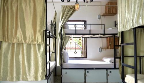 Bed in 10-Bed Mixed Dormitory Room
