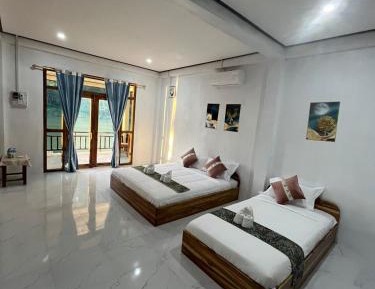 Triple Room with Mountain View