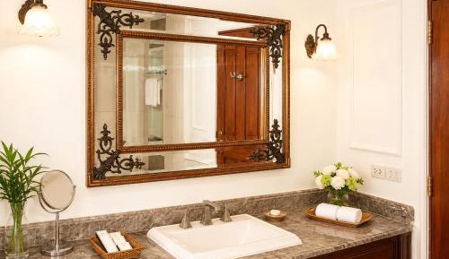 Heritage Premier Room