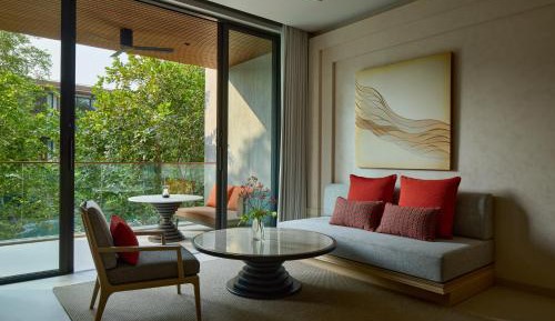 King Corner Suite with Forest View and Balcony