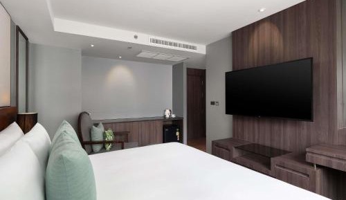 Standard King Room