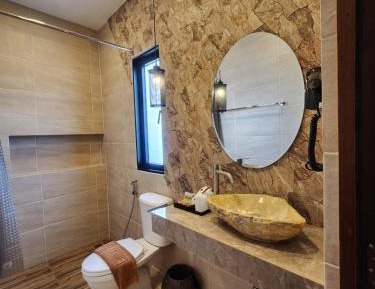 Large Double or Twin Room